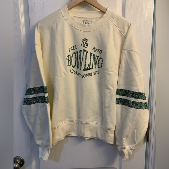 BDG Urban Outfitters Tasha Bowling Graphic Crewneck Varsity Pullover Ivory Green - Picture 2 of 3